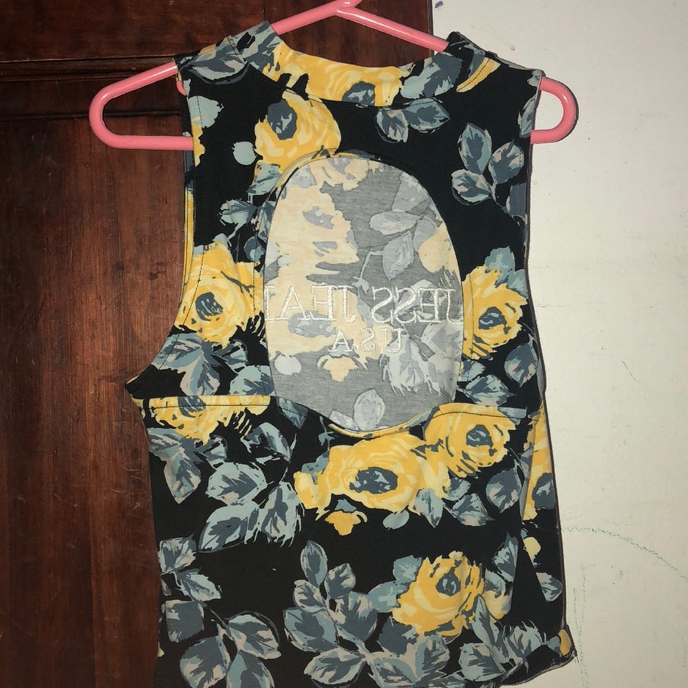 A guess crop top - Picture 2 of 2